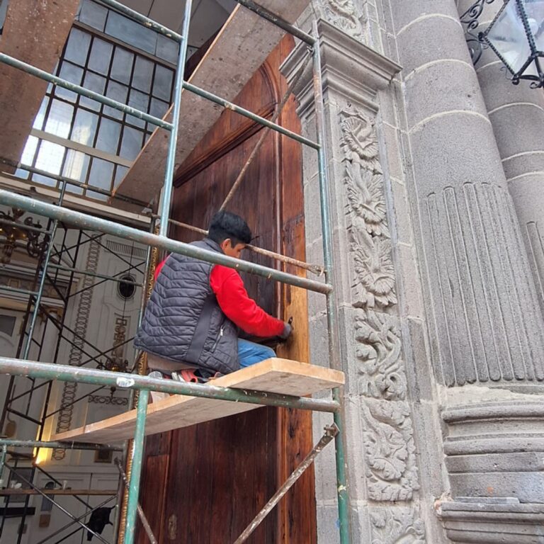 restauración de portones