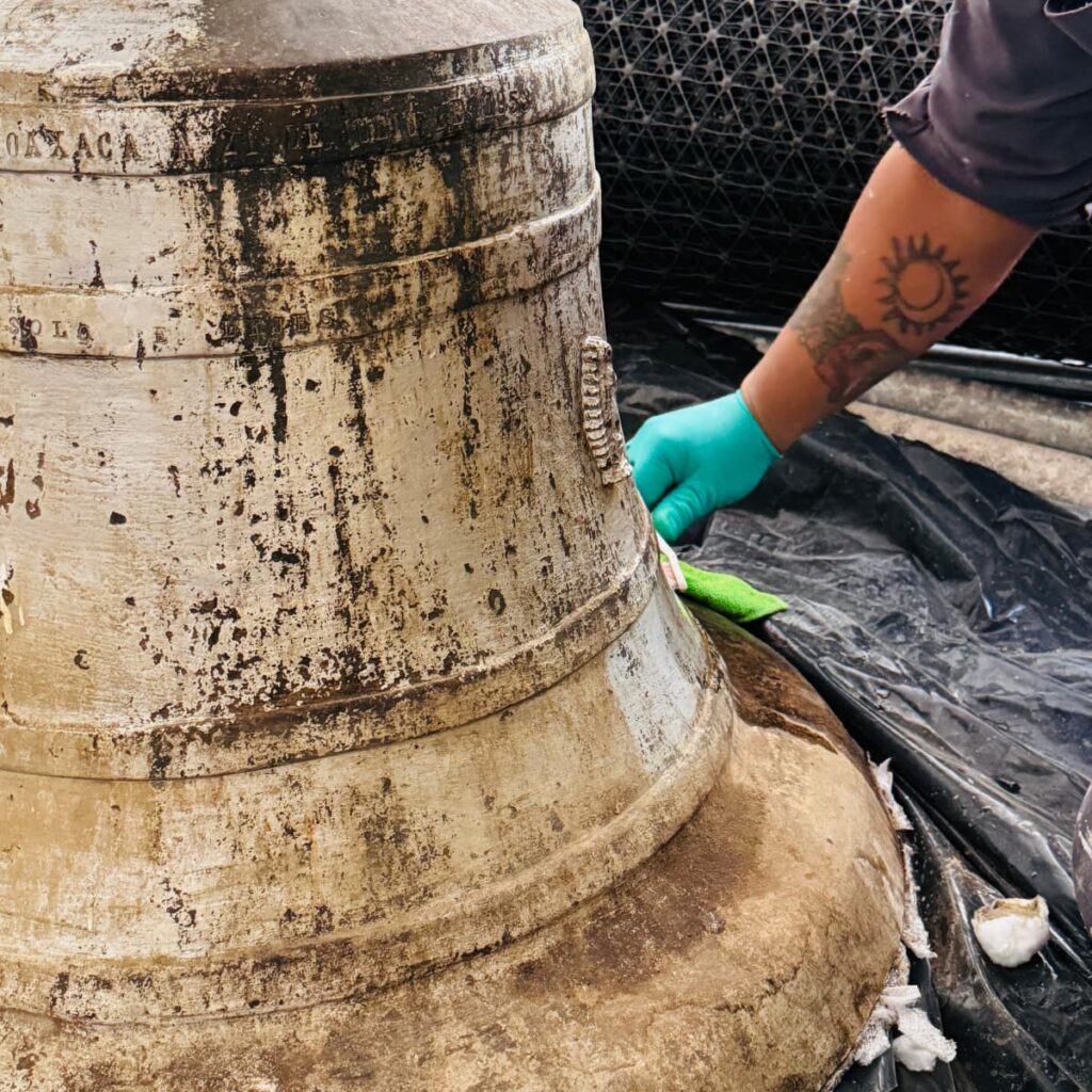 Restauración de campanas y metales